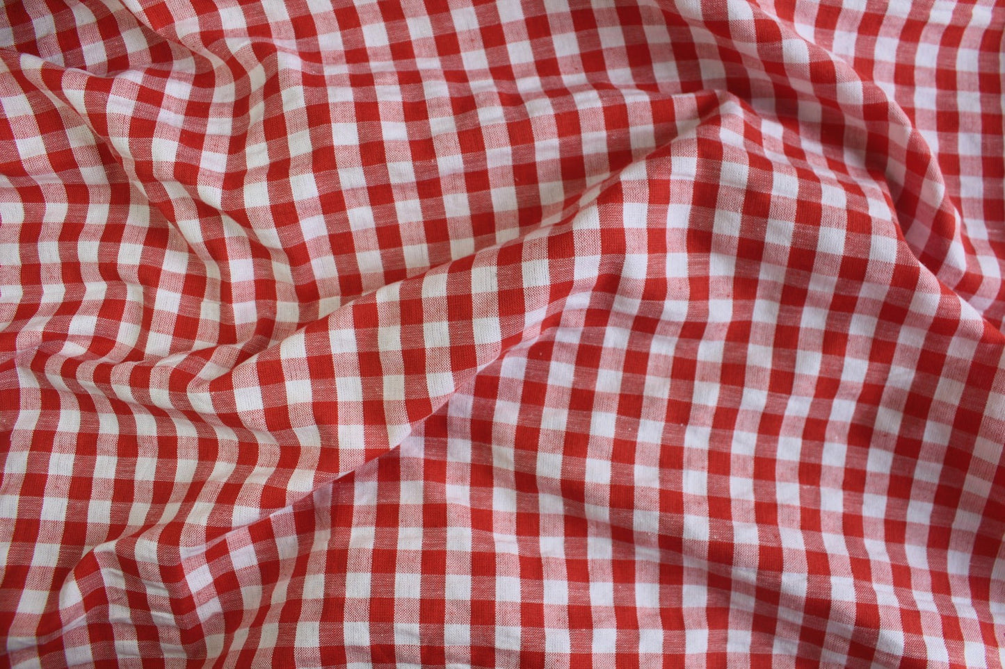 Red & White Gingham Seersucker – 59" Wide | Cheerful, Textured Check Fabric