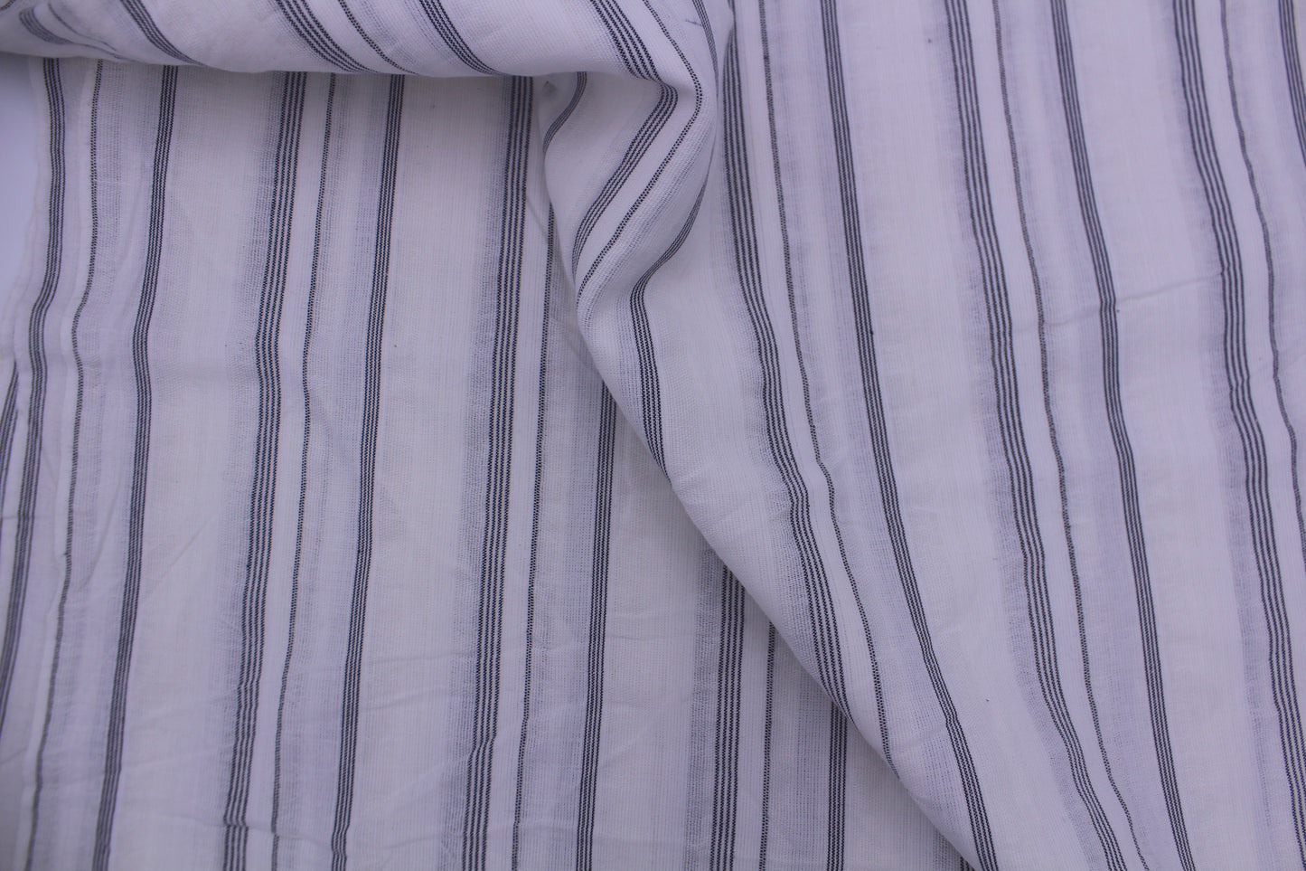 Black & White Stripe Cotton Seersucker – 48" Wide | Classic, Light & Textured Fabric