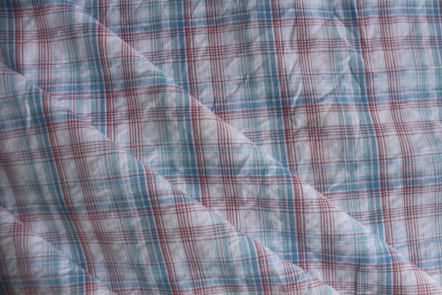 Red & Teal Checked Cotton Seersucker – 44" Wide | Lightweight, Crinkled Texture