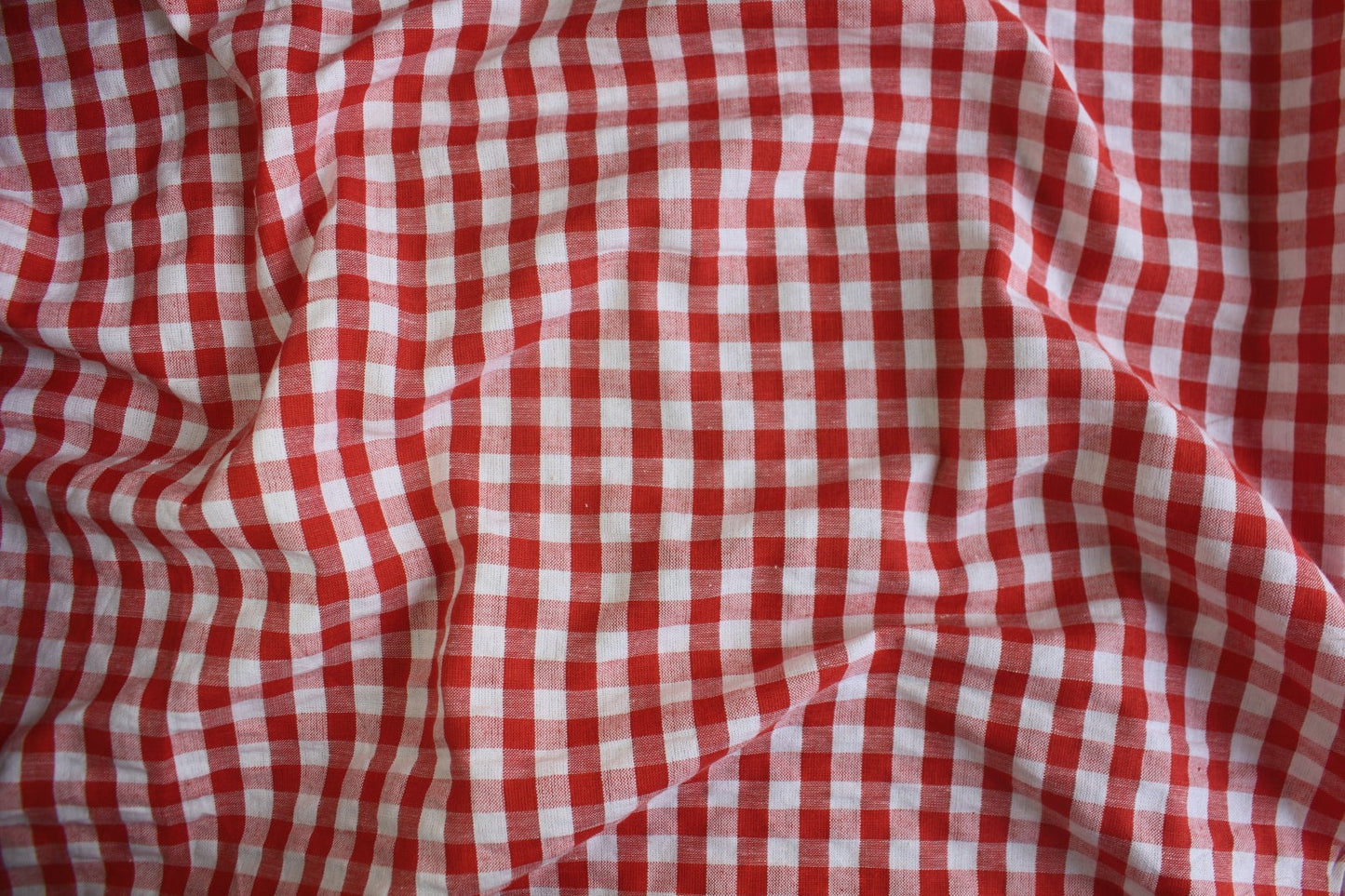 Red & White Gingham Seersucker – 59" Wide | Cheerful, Textured Check Fabric